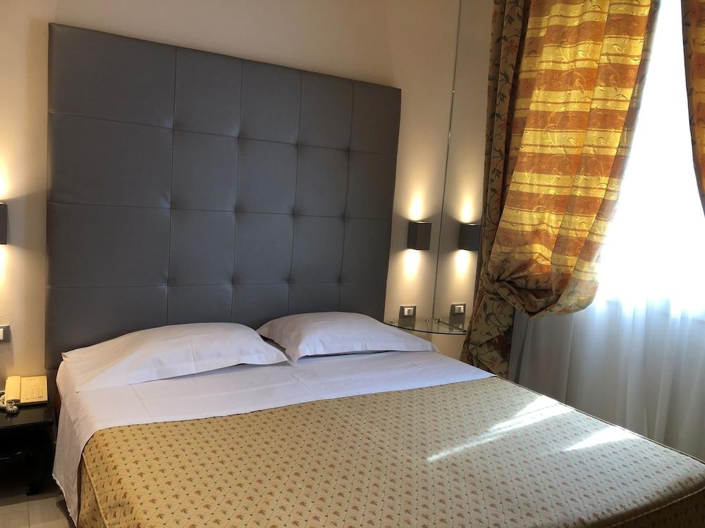 Savoia Hotel Regency Bologna Ngoại thất bức ảnh